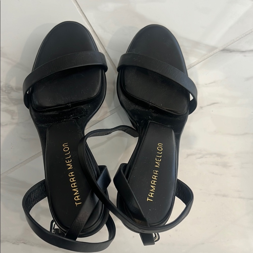 Tamara Mellon Elegant Black Heels - Picture 4 of 7